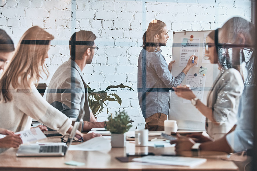 3 tips for effectively managing office politics