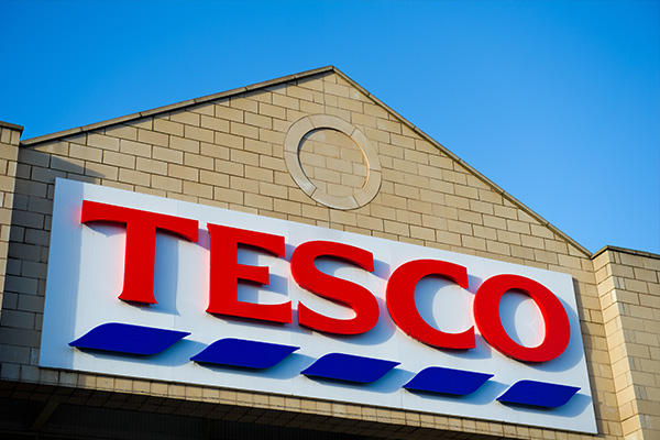 Tesco CEO & staff to benefit from bonuses 