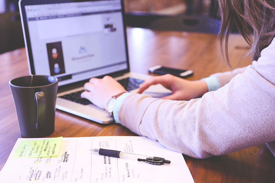 Lack of flexible working forcing mums out of work