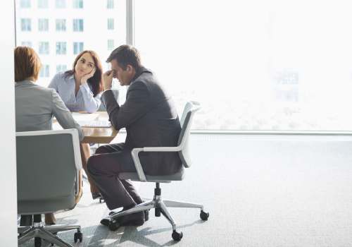 How to ensure effective communication without taking up all of your employees time