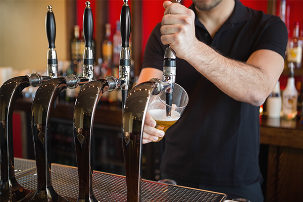 Pub job ad asking for graduates ridiculed online