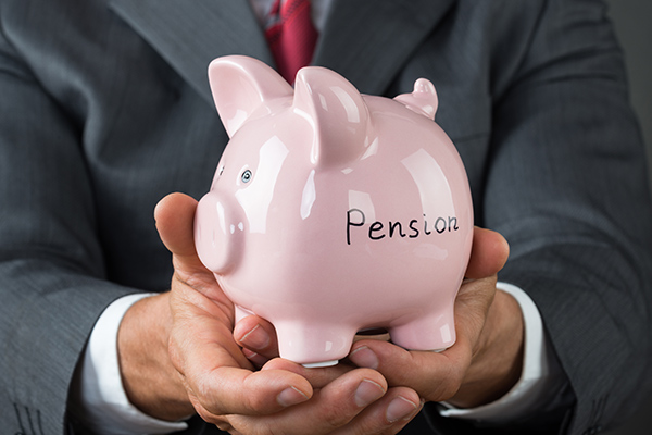Pension strategy advice for HR