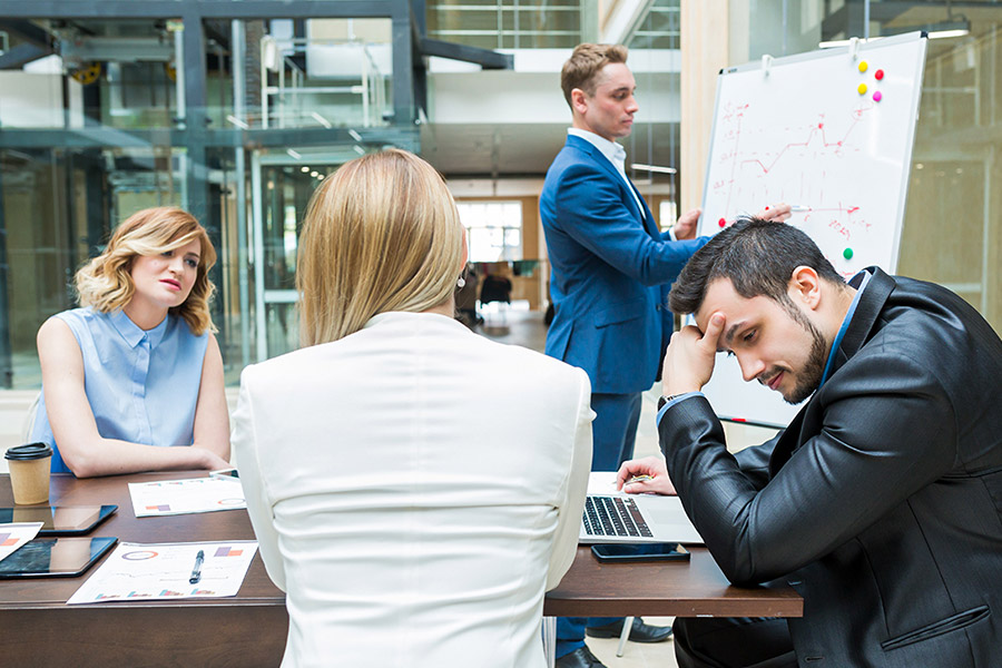 Common qualities of the world's worst managers 