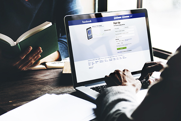 Facebook employees admit they 'blacklisted' conservative news online