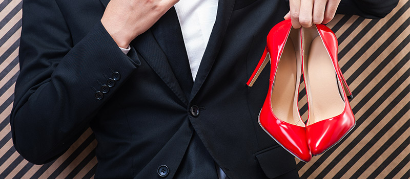 Piers Morgan wears heels to work in protest against sexist dress codes