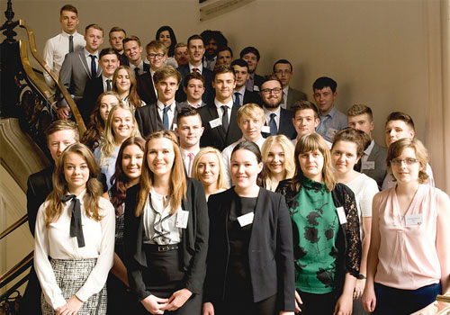 Government quadruples Civil Service apprenticeships