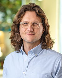 Dr Nick Taylor