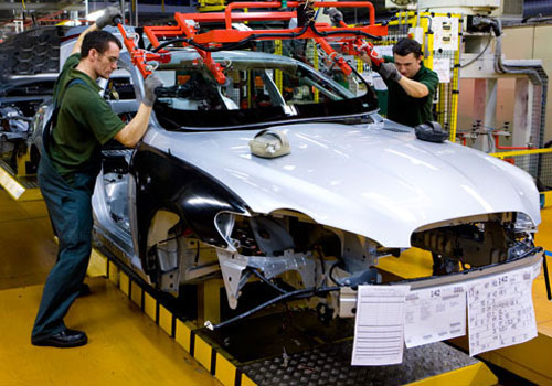 New SUV leads to Jaguar Land Rover announcing new jobs 