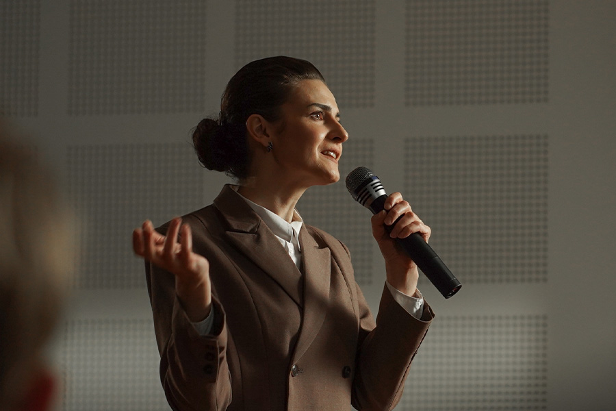 Change management & change leadership: Why HR must deliver both for the new era of work