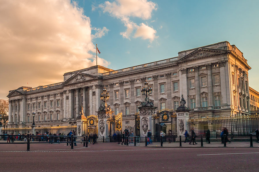Royal family to 'consider appointing D&I chief'