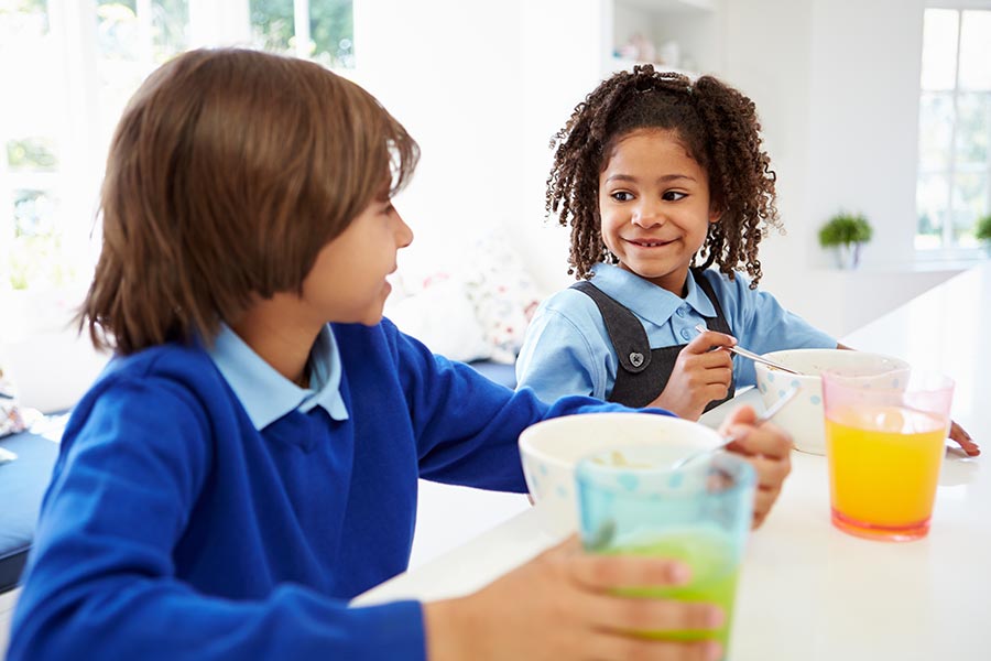 Third of mums would have to quit work without school Breakfast Clubs