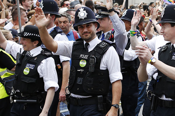 Police in retention crisis as 1/6 plan to leave force