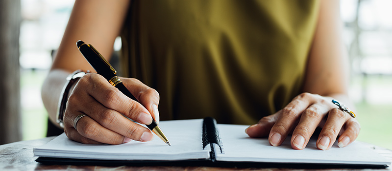 What 7 things should candidates show at interview?