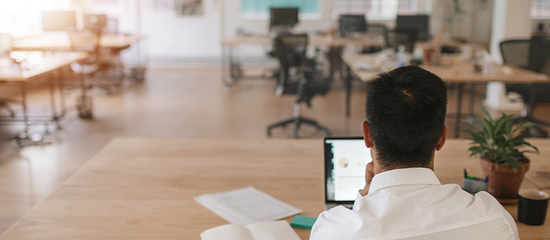 Bosses returning to the office, but workers are staying remote
