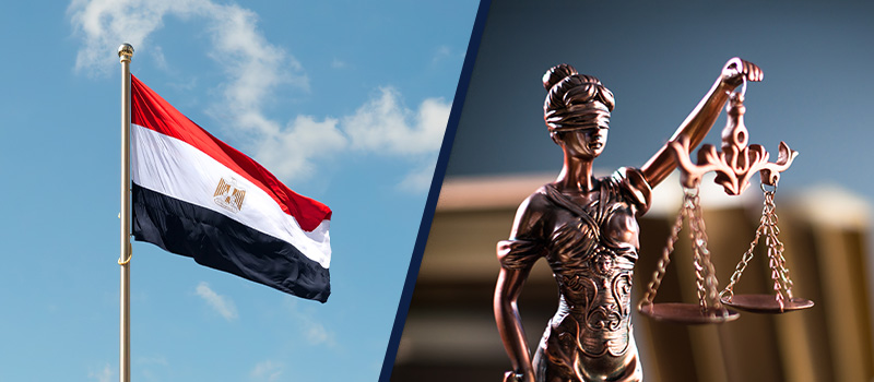 Egypt flag and justice statue