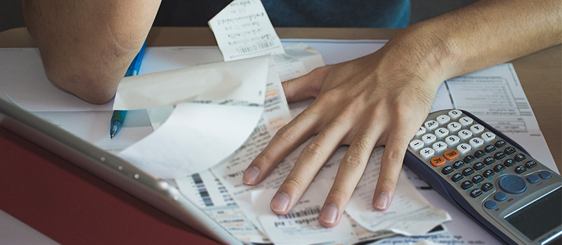 Cash-strapped employees costing their bosses billions