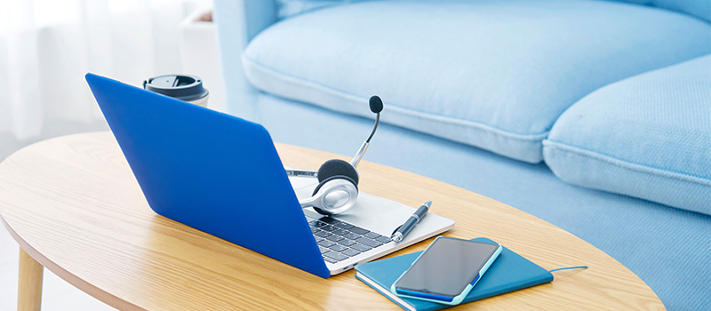 'Keyboard jamming' - What can HR do when employees fake their productivity?