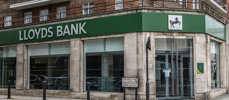 Lloyds Banking Group expands 'incredible' support for foster carer employees 