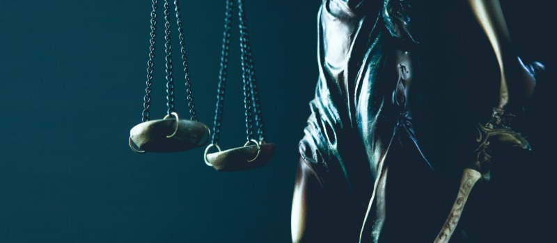 HR worker was 'set up to fail' after being made to do payroll from a 'cupboard'
