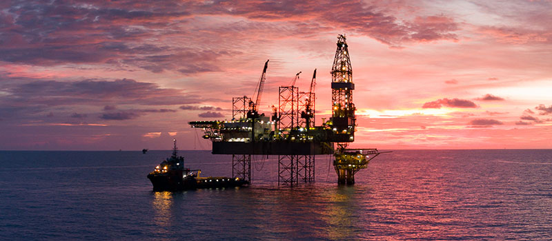 Industry leaders facing huge job cuts in struggling US oil sector