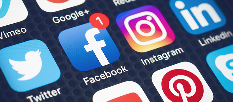 Should employers have social media policies in place?