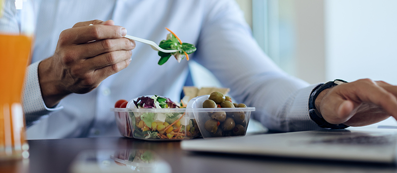 Why a third of staff are skipping their lunchbreak