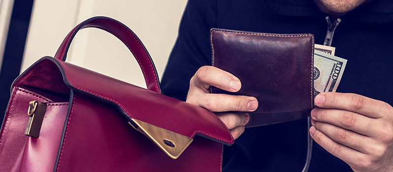 1 in 7 workers have had belongings stolen by a colleague