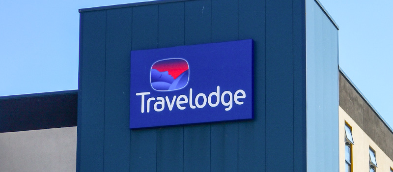 Travelodge hotel exterior sign