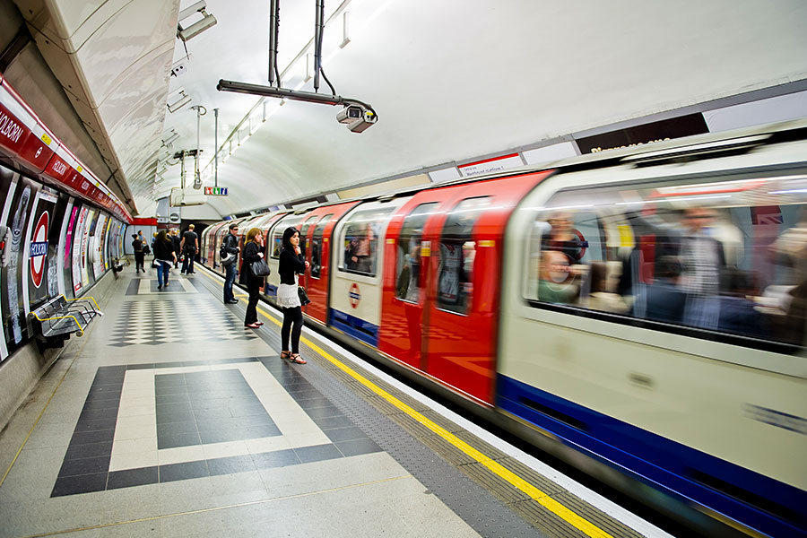 Coronavirus: What's the risk in commuting?