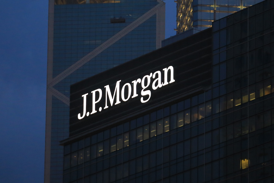 JPMorgan introduces AI for staff performance reviews
