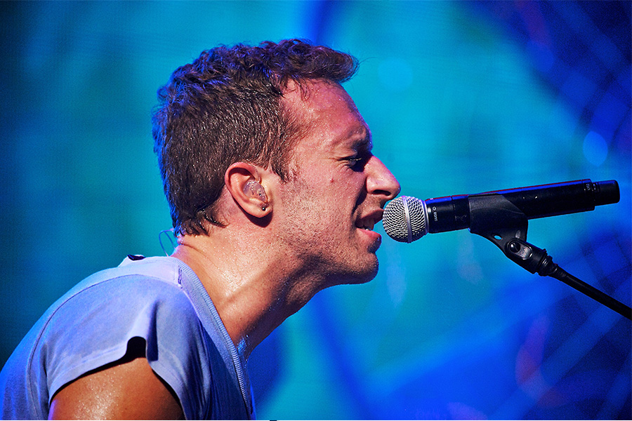 CEO & HR Chief filmed embracing at Coldplay gig - cue affair allegations, HR memes, & internet meltdown