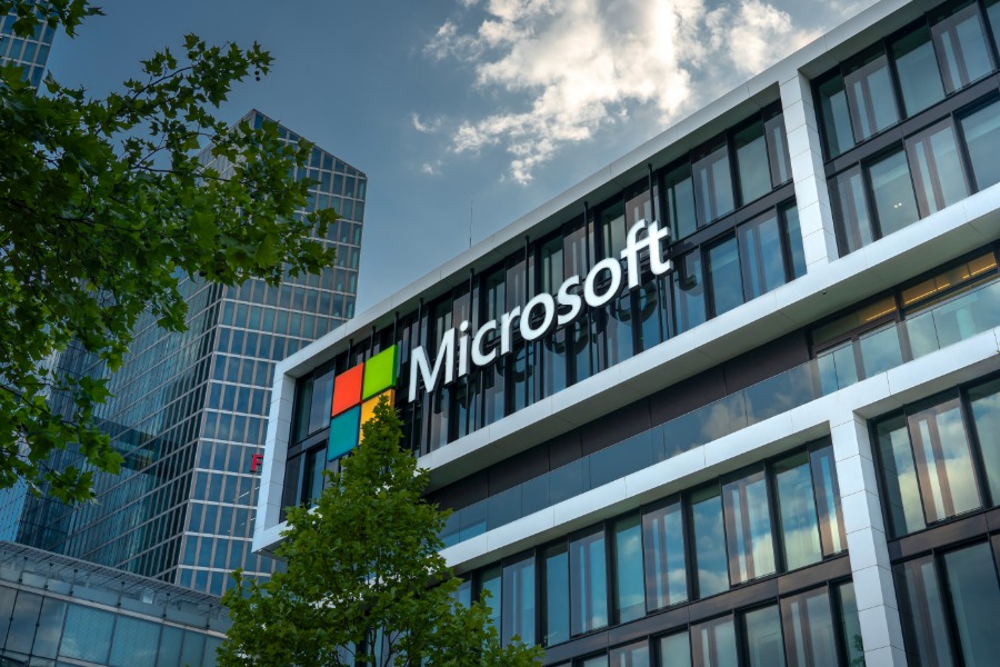 Microsoft offers buyouts to 60,000 staff, including UK & HR roles