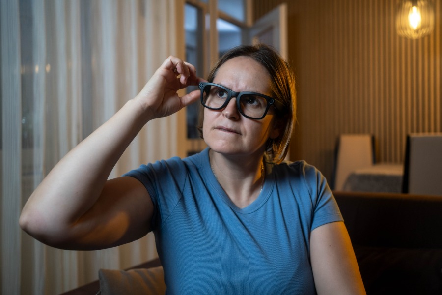 Smart glasses - the workplace privacy & data risks of the new wearable tech fad