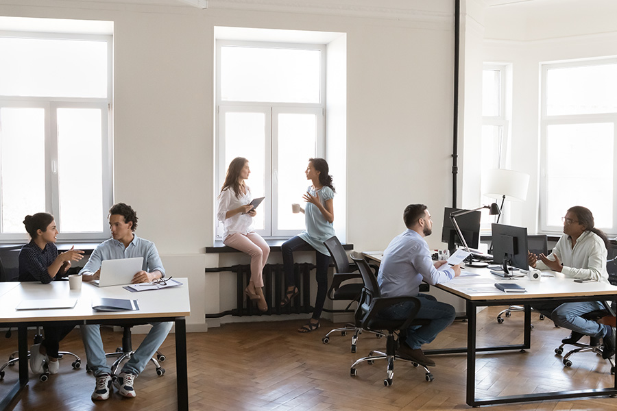 Performance review describing 'messy work' was not discrimination, tribunal rules