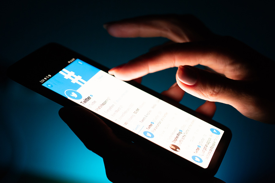 Twitter gives staff the option to stay remote forever