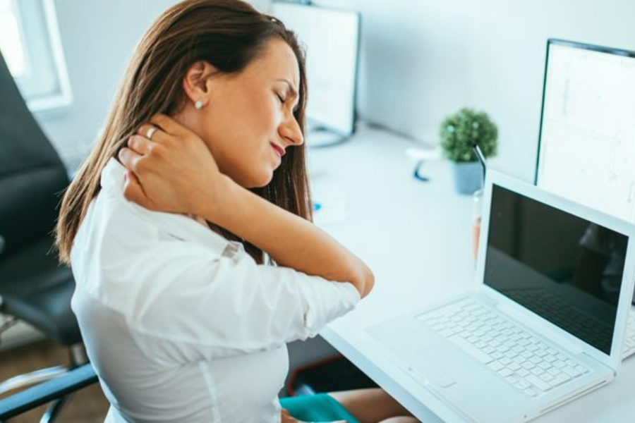 Neck Pain: Common Causes and How to Prevent It