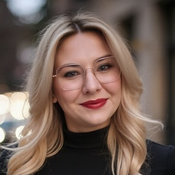  Hannah-Louise Wann 